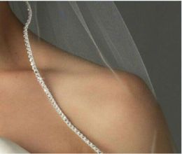 The new bride wedding veil 1 layer of diamond with a comb wedding dress accessories studio pography8870447