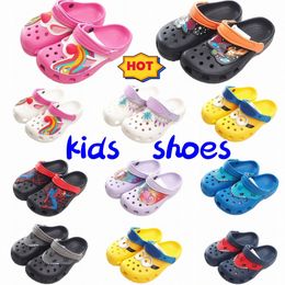 Kids Sandals Clog Flip Flop Slippers Toddlers croc Hole Slipper Beach Candy Pink Classic Black Boys Girls Shoes White Summer Youth Children Slides siz w8hB#