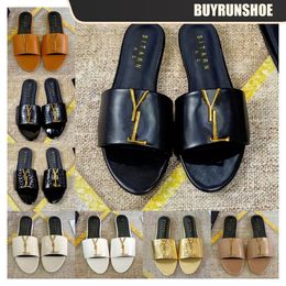 womens summer slipper slides Ladies Slippers Brand Designer Sandals Flat Heel Fashion Versatile Leather Casual Comfort Flip Flop 2024