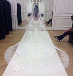 Kim Kardashian white Bridal Veils Tulle Hem Lace Appliques Wedding Veil 2021 New Arrival 3 Metre At Least6221205