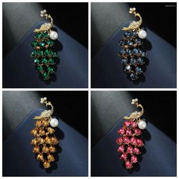 Brooches Luxury Peacock Brooch Jewelry Accessories Fashion Retro Crystal Corsage Pin Rhinestone Pearl Collar Pins Banquet