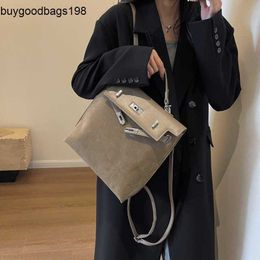 Designer Bag Backpack Bags Retro Handheld Commuter for Women 2024 New Fashion South Korean Small Size Frosted Leather s