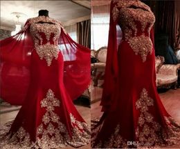 2022 New Luxury Lace Red Arabic Dubai kaftan Evening Dresses Sweetheart Beaded Applique Mermaid Prom Dresses with Cloak Formal Par7522776