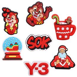 Shoe Parts & Accessories Moq 20Pcs Pvc Cartoon Santa Claus Squirrel Crystal Ball Drink Charms Clog Pins Buckle Decoration For Bracelet Dh8Uk