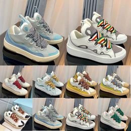 Designer Street Style Women White Sneakers Running Shoes Comfort Hand-made Flat Platform Men Curb Sneakers Tennis Shoes Fashion Unisex Size 36-46 Trainers