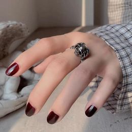 Cluster Rings 925 Sterling Silver Retro Embracing Skull Adjustable For Women Fine Jewelry Minimalist Accessories