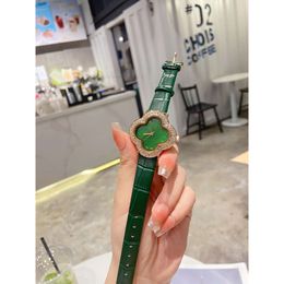 Vans cleeeff Arpellss Womens diamond watch Menwatch Luxury Women Cleefly Watch Wristwatch Alhambra Van Fashion Four Leaf Grass Net Red Small and Green Agate Qua HMZT