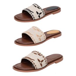 Designer Flat Sandals Luxury Slippers Womens Embroider Fashion flip flop Letter for Summer Beach Slide Ladies Low Heel Shoes comfort