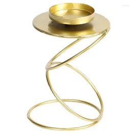 Candle Holders Gold Iron Candlestick Romantic Light Luxury Crafts Metal Holder For Wedding Party Festival Home Decoration