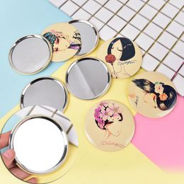 L434 Cute Girl Mini Pocket Makeup Mirror Cosmetic Compact Mirrors Espelho De Maquiagem Espejos Bolsillo Random Colour 240408