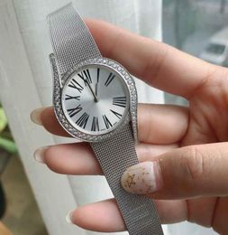 Luxury Womens Watches Quartz Watch 32mm Comfortable Mesh Strap Roman Dial Life Waterproof Designer Watchs Fashion Wristwatches9798976