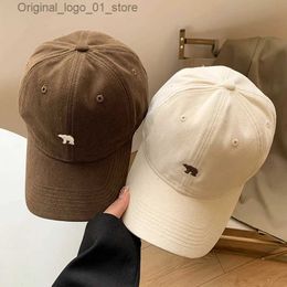 Ball Caps New Fashion Baseball Hat Embroidered Polar Bear Cotton Hat Adjustable Casual Visor Hat Womens Solid Hat Q240408
