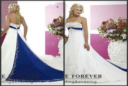 2021 New Vintage Style Plus Size Wedding Dresses Silver Embroidery On Satin White and Royal Blue Floor Length Bridal Gowns Custom 8718593