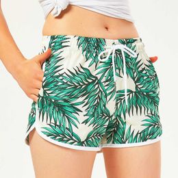Fast drying loose fitting beach pants tide size seaside holiday couples 5-point swimsuit suit womens shorts