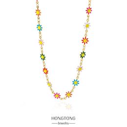 Pendant Necklaces HONGTONG Daisy Colorful Necklace Womens Bohemian Charm 18k Gold Plated Chain Stainless Steel Jewelry Cute Girl Accessories GiftQ