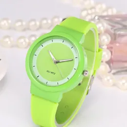 Wristwatches Elegant Student Watch Formal Occasion Stylish Candy Color Women's With Silicone Strap Quartz Movement For Birthday