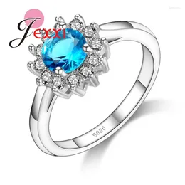 Cluster Rings Beautiful Flower Clear Ocean Blue Crystal Centered Woman Finger Jewelry Elegant Lady Wedding Engagement 925 Silver Needle Ring
