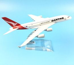 16cm Qantas Airbus A380 Aircraft Model Diecast Metal Model Airplanes 1400 Metal A380 Plane Airplane Model Toy Gift LJ2009307534732
