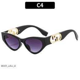 Сумка для солнцезащитных очков Fendin Designer Designer Cat Eye Sun Очетлянные очки для женщин для женщин Тенденция Металлическая декоративная очка