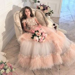 Luxury Feather Lace Toddler Girls Pageant Dresses Appliqued Jewel Neck Beaded Ball Gown Tiered Flower Girl Dress Sweep Train Kid P6747606