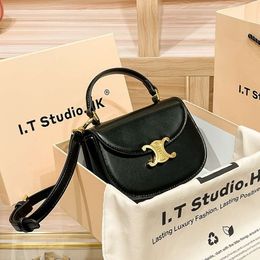 Branded Leather Bag Designer Sells Women's Bags at Discount Arc De Leather Simple Bag for Women New Fashion Miniature Handheld handbags