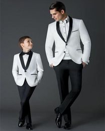 Black White Simple Cheap Wedding Suits Slim Fit Bridegroom Tuxedos Two Pieces Groomsmen Suit Formal Business Men Suit1027262