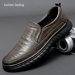 Boots Golden Sapling Men's Loafers Fashion Leather Flats Classics Driving Shoes Comfortable Rubber Platform Men Casual Business Shoes