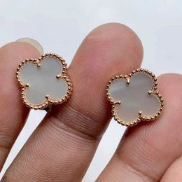 New High Quality Designer Earrings High Edition Classic S925 Sterling Silver Clover Fashion Ear Pairs for Womens Natural Agate Ear Pairs With Logo Vancelf