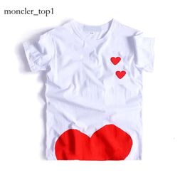 Fashion Brand Commes Mens Play T Shirt Cdg Designer Red Heart Casual Women Shirts Des Badge Garcons High Quanlity Tshirts Cotton Embroidery Play Hoodie 4980