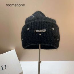 Designer Hats Beanie Hats Winter Rhinestone Knitted Hat Fashion Warm Rabbit Ear Protection Hat Show Fold Knitted Hat Mui mui hat K76T