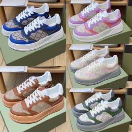 Fashion Designer Womens Casual Shoes Mens Luxury Sneakers Advanced Multiple Colour Patchwork with Box 24