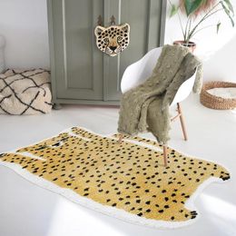 Carpets Tufting Leopard Bed Side Rug Soft Fluffy Cartoon Animal Carpet Area Floor Pad Mat Doormat Aesthetic Home Kids Room Nursery Decor