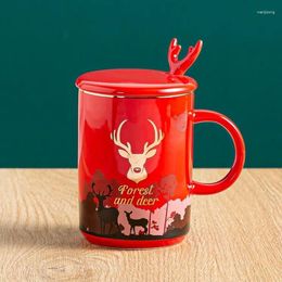 Mugs Nordic Cute Couples Christmas Elk Figurines Cup With Lid Ceramic Milk Tea Coffee Bottle Festival Gift Kawaii Mug