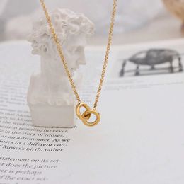 Pendant Necklaces Womens fashionable gold solid metal interlocking circular necklace smallest stainless steel necklace simple pendant jewelryQ