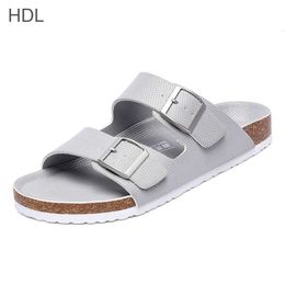 Genuine Leather Water Wading Driving Sandals for Men Non Slip and Lightweight Summer Wear Mens Slippers Outdoor Sports Beach