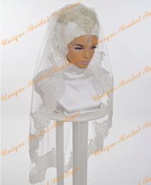 2021 New Arrival Muslim Bridal Hijab Custom Made Lace Applique Edge Elbow Length Beading Crystals Wedding Veils One Layer8241012