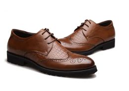 Boots New Brand Men Oxfords Shoes British Style Carved Genuine Leather Shoe Brogue Shoes Laceup Bullock Business Men's Flats