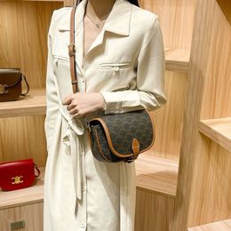 Leather Handbag Designer Sells New Women's Bags at 50% Discount Leather Bag Small Trendy and Versatile Shoulder Crossbody for
