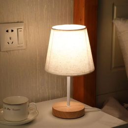 Wooden Table Lamp Desktop Ornament Modern USB Powered Desk Light With Cylinder Lamp Shade Creative Night Light Desktop