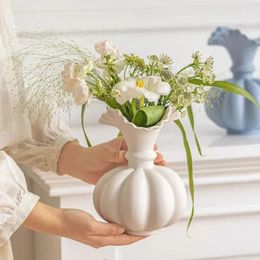 Vases White Ceramic Flower Vase Solid Colour Pumpkin Shape Ornaments Diningtable Livingroom Container Home Decoration Gift