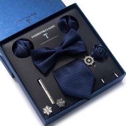 Brand est Design Silk Tie Set Handkerchief Pocket Squares Cufflink Bow Clip Necktie Bussiness Wedding Suit Gift Box240409