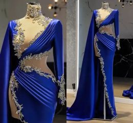 Neue blaue sexy elegante Abendkleider lange Ärmel mit Wrap Applikationen High Split Arabic Women Prom Party Kleider Mitte BC14074