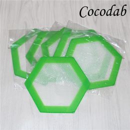 7070mm Hexagon mat Food grade Silicone baking mat dabber sheets jars dab tool for silicon dabber oil containers DHL5202876