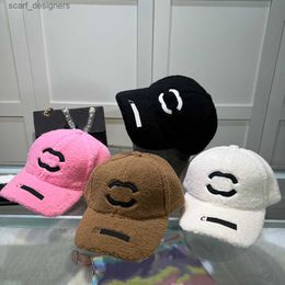 Ball Caps Winter Hat Wool Ball Cap for Woman Man Faux Fur Designer Baseball Caps with Letters Black White Y240409