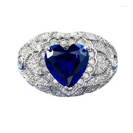 Cluster Rings Luxury And Minimalist 925 Sier Heart-Shaped Artificial Sapphire Ring With High Carbon Diamond Inlay Versatile In Niche D Dhzth
