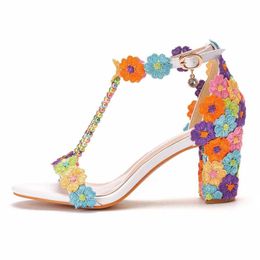Dress Shoes Crystal Queen Elegant High Heels 7cm Womens Banquet Sandals Platform Toe Wedding White Lace Party Pumps H240409 DR6Z