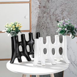 Vases Creative Decoration Interior Abstract Ceramic Vase Nordic Light Luxury Table Soft Decorations