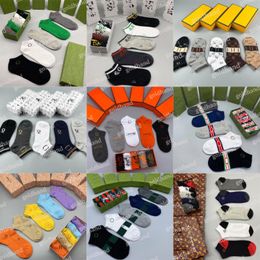 Gift Box Socks Designer Brand Letter Sock Man Woman Cotton Socks Skateboard Street Casual Sock