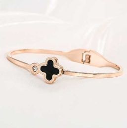 FEERIE van bracelet Outlets Withdrawal and Leakage Picking 18K Gold Clover Rose Bracelet Female Accessories