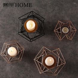 Candle Holders European Geometric Iron Lantern Candlestick Home Furnishing Ornaments Wedding Holder